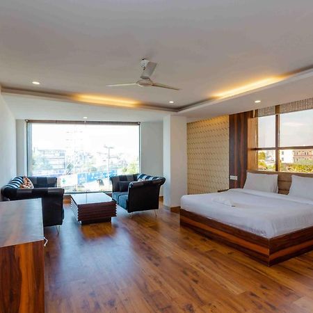 Hotel Doon Dehradun Eksteriør bilde