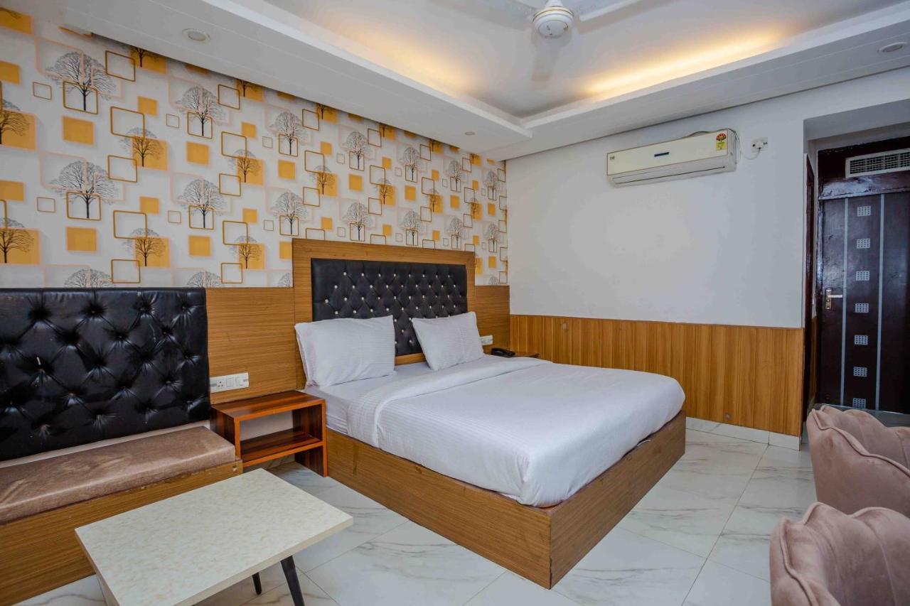 Hotel Doon Dehradun Eksteriør bilde